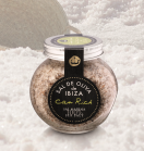 CR10601 Zout met een subtiele, natuurlijke hint van olijven - 200G <p>Met een subtiele, natuurlijke hint van olijven. Sal de Can Rich is 100 % zeezout, afkomstig uit de traditionele zoutpannen van het Parc Natural de Ses Salines op Ibiza. De zouten worden op ambachtelijke wijze geoogst en na zon- en winddroging licht gemalen zonder raffinage of toevoegingen, waardoor alle mineralen behouden blijven.</p> Oliva